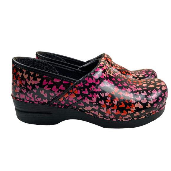Dansko Heart Print Clogs Leather Nursing Comfort Work Shoes Pink Black EU 41 - Picture 2 of 9